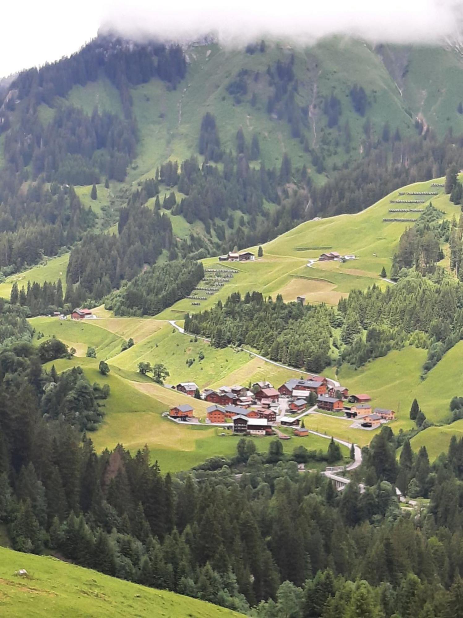 Alpin Chalet Schroecken Luaran gambar