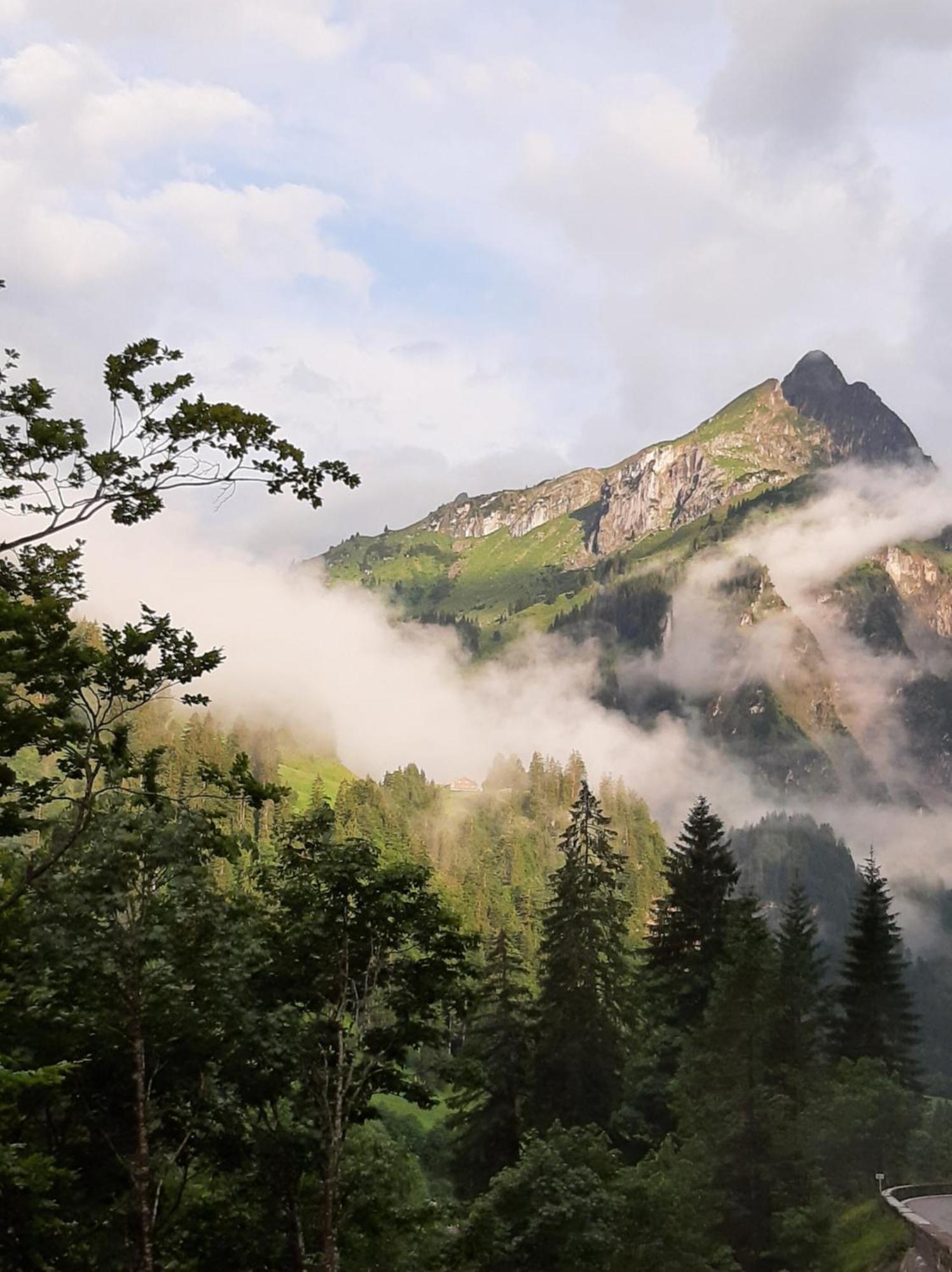 Alpin Chalet Schroecken Luaran gambar